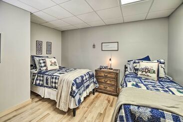 קוטג'' River Access & Game Room: Piney Creek Cabin!