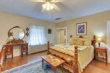 コテージ Historic West Virginia Home Built In 1854!