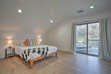 بيت ريفى Medicine Park Cabin W/ Mountain Views!