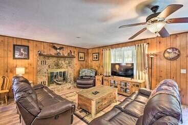 茅舍 Murphy Cabin W/ Deck, Grill & Private Pond!