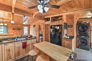 별장 Otego Home W/ Hot Tub: Near All Star Village!