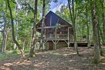 茅舍 Romantic Asheville Area Cabin W/ Deck & Hot Tub!