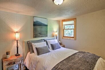 별장 Scenic Lead Cabin: Steps To Terry Peak Ski Area!