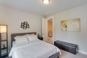 بيت ريفى Spacious Carnation Home W/ Grill & Large Yard