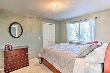 بيت ريفى Tacoma Home W/ Garden + Pond ~ 3 Mi To Beach!