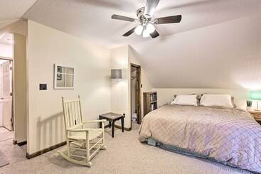 קוטג'' The Chalet Retreat Cabin Across From Creek!