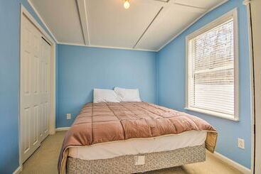 茅舍 Waterfront Lake Of The Ozarks Cabin W/ Boat Dock!