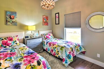 Сельский дом Waterfront Sargent House W/ Sparkling Pool!