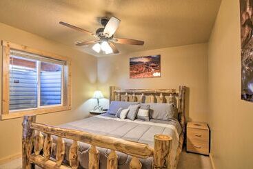 بيت ريفى Whistling Woods Cabin: Meadow Views + Gas Grill!