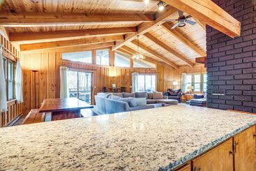 茅舍 Treehouse Style Cabin, 1 Mi To Massanutten Resort