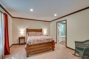 茅舍 Woodsy Hayesville Home On Jackrabbit Trail!