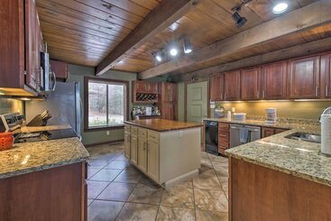 茅舍 Inviting Home W/ Pool & Hot Tub On Table Rock Lake