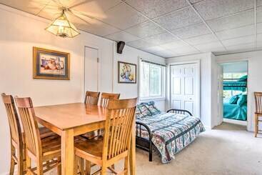 بيت ريفى Lakefront Family Retreat W/ Boat Slip & Dock!