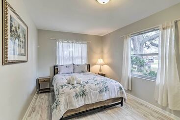 بيت ريفى Largo Hideaway W/ Game Room & Fenced Yard!