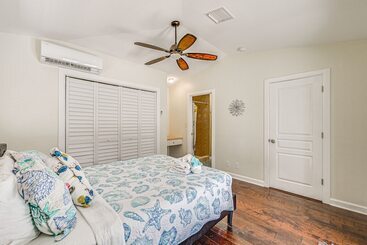 별장 Lovely Naples Home: Backyard Oasis W/ Pool!