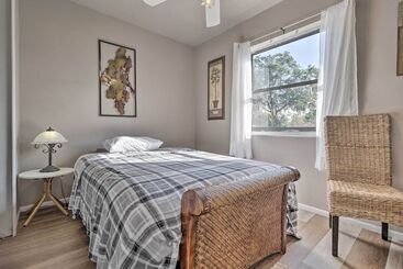 کلبه ~ 9 Mi To Universal: Orlando Retreat W/ Sun Porch!