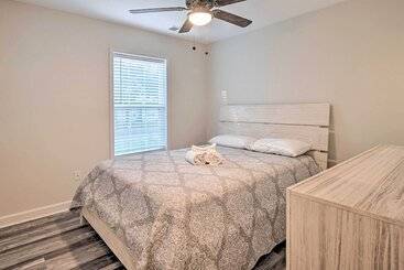 茅舍 Murrells Inlet Home W/ Fire Pit: Near Beaches