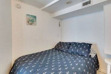 بيت ريفى Nettles Island, Jensen Beach Home W/ Patio & Grill