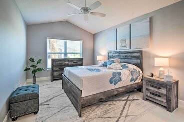 بيت ريفى Sunlit Escape In The Villages W/ Screened Porch!