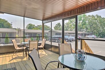 茅舍 Updated Cabin W/ Direct Lake Access & Pool!