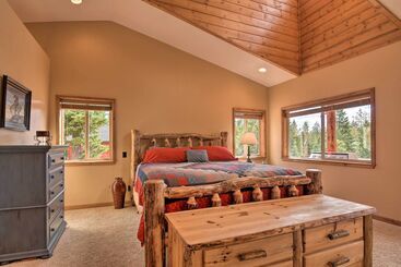 بيت ريفى Duck Creek Village Chalet W/ Fire Pit & Decks