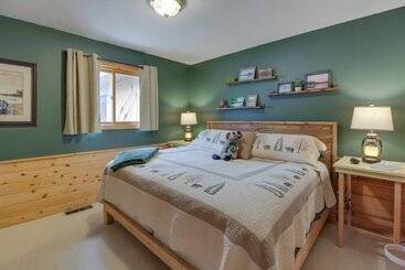 별장 Lakefront Hackensack Cabin W/ Patio & Grill!