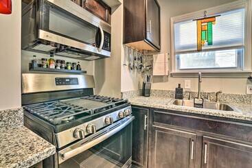 بيت ريفى Lovely Dearborn Home W/ Gas Grill & Backyard!