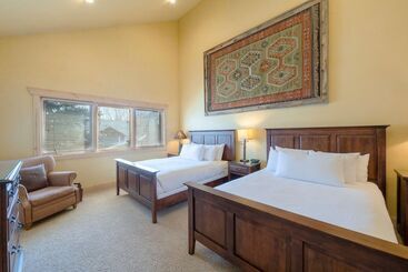 펜션 Timberwolf Lodge 2a By Lespri Management