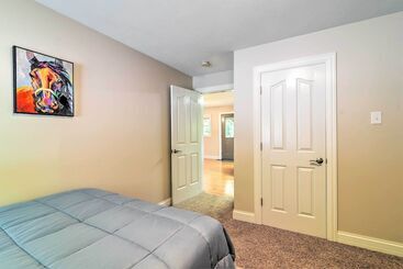 茅舍 Secluded Brownsville Cabin W/ Deck & Fire Pit