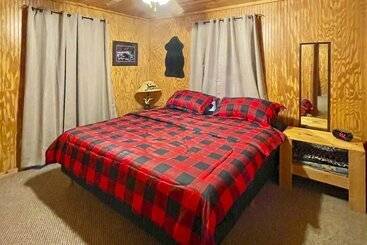 بيت ريفى Broken Bow Cabin W/ Hot Tub, Near Hiking + Fishing