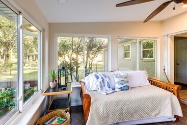 بيت ريفى Serene Lakefront Home In Hot Springs W/ Boat Dock!