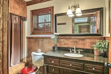 Сельский дом Waterfront Astor Studio Cabin W/ Private Boat Dock