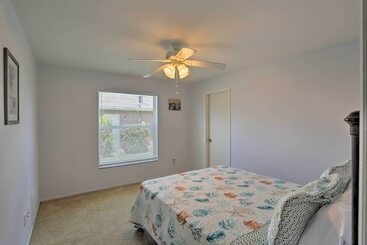 بيت ريفى Cape Coral Home W/ Spacious Patio & Private Pool!
