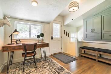Cozy Farmhouse Style Cottage By Mighty 5 Ntl Parks