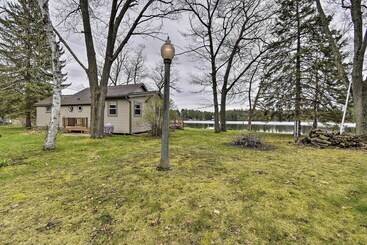 קוטג'' Lakefront Home W/seasonal Dock 2 Mi To Skiing!