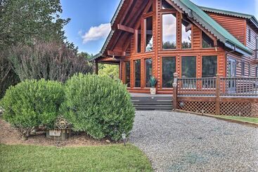 קוטג'' Piney Creek Mountain View Cabin W/ Wraparound Deck