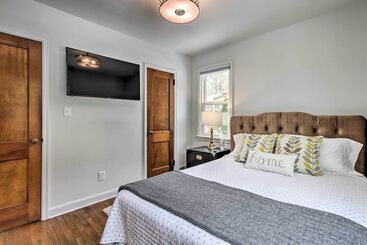 Сельский дом Renovated Historic Home < 1 Mile To Eagle Point!