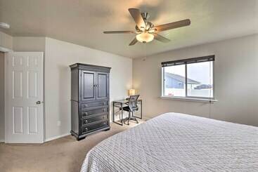 קוטג'' Spacious Family Home W/ Large Deck & Fire Pit!