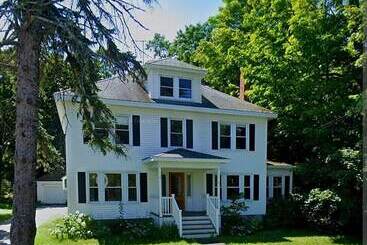 And. N B&b