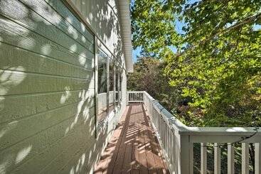 קוטג'' Beautiful Ozark Oasis W/ Deck: Walk To Beaver Lake