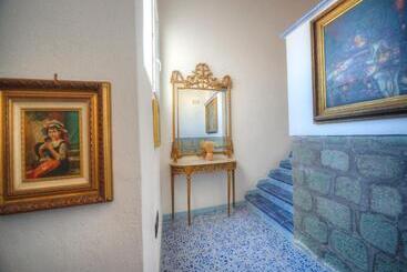 Room In B&b   Ischia, Forio With A Breathtaking View, Above The Poseidon Gardens For 5 People