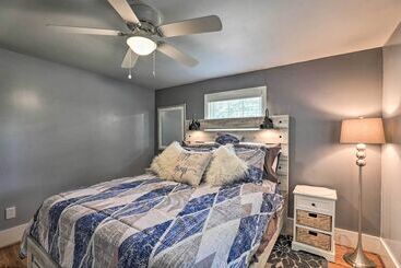 קוטג'' Idyllic Waterfront Escape W/ Private Boat Dock!