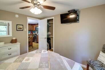 קוטג'' Quaint Smoky Mountain Cabin 4 Mi To Gatlinburg!