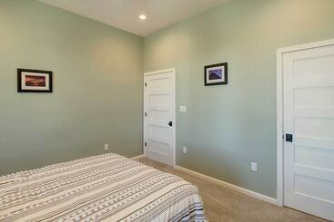 بيت ريفى Spacious Farmhouse Near Hikes & Waterfalls