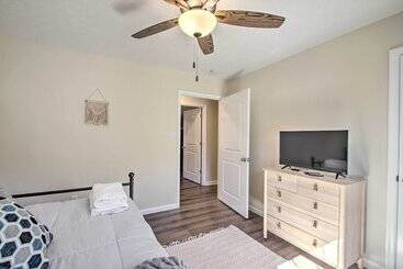 קוטג'' Stunning New Market Home W/ Mtn Views & Hot Tub!