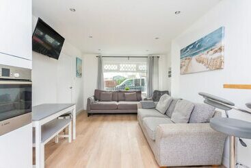 קוטג'' 4bd Portrush Home For The Whole Family