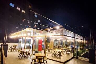 Madero Hotel & Suites