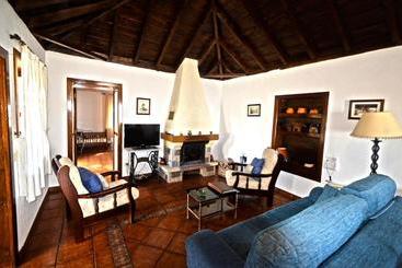Casa Rural Emiliana By Isla Bonita