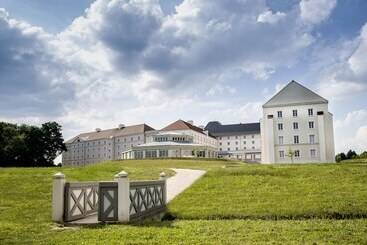 בית מלון כפרי B&b Hôtel Près De Disneyland Paris