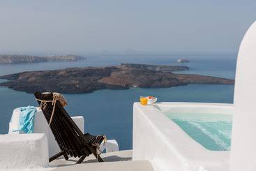 Отель Cocoon Suites